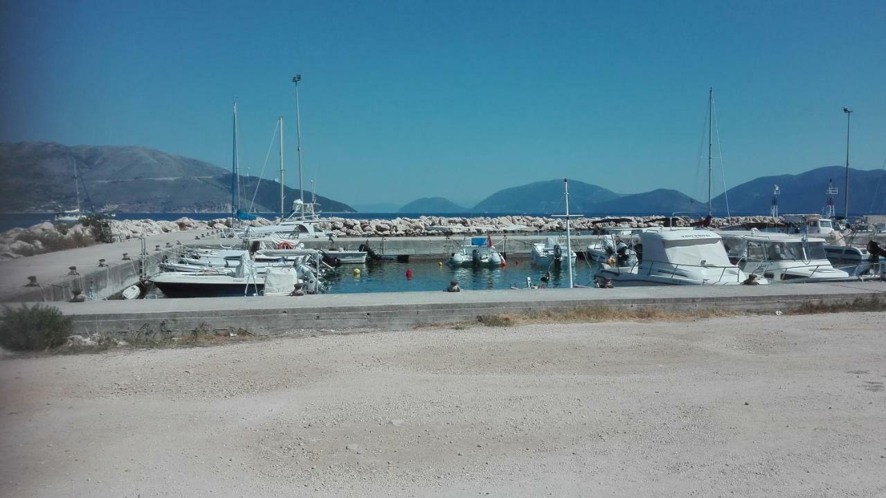 Ralloy Hoyse * Sami (Kefalonia)